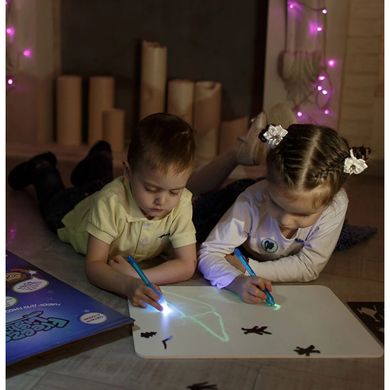 Доска-планшет Supretto для рисования светом в темноте (7904)