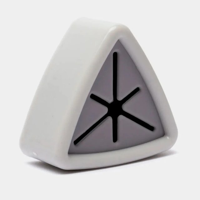 Держатель для полотенец Supretto треугольный в ванную и на кухню самоклеящийся, бело-серый (82870002)